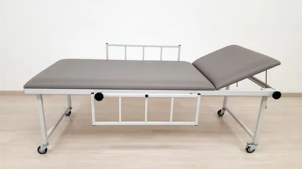 Aufwachliege, Gestell Pulverbeschichtet, mit 2 Seitengittern, 65 cm breit RAL 9006 wei-aluminium Grau